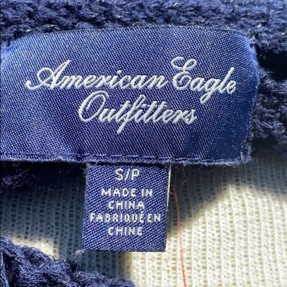 American Eagle open weave knit sweater navy blue